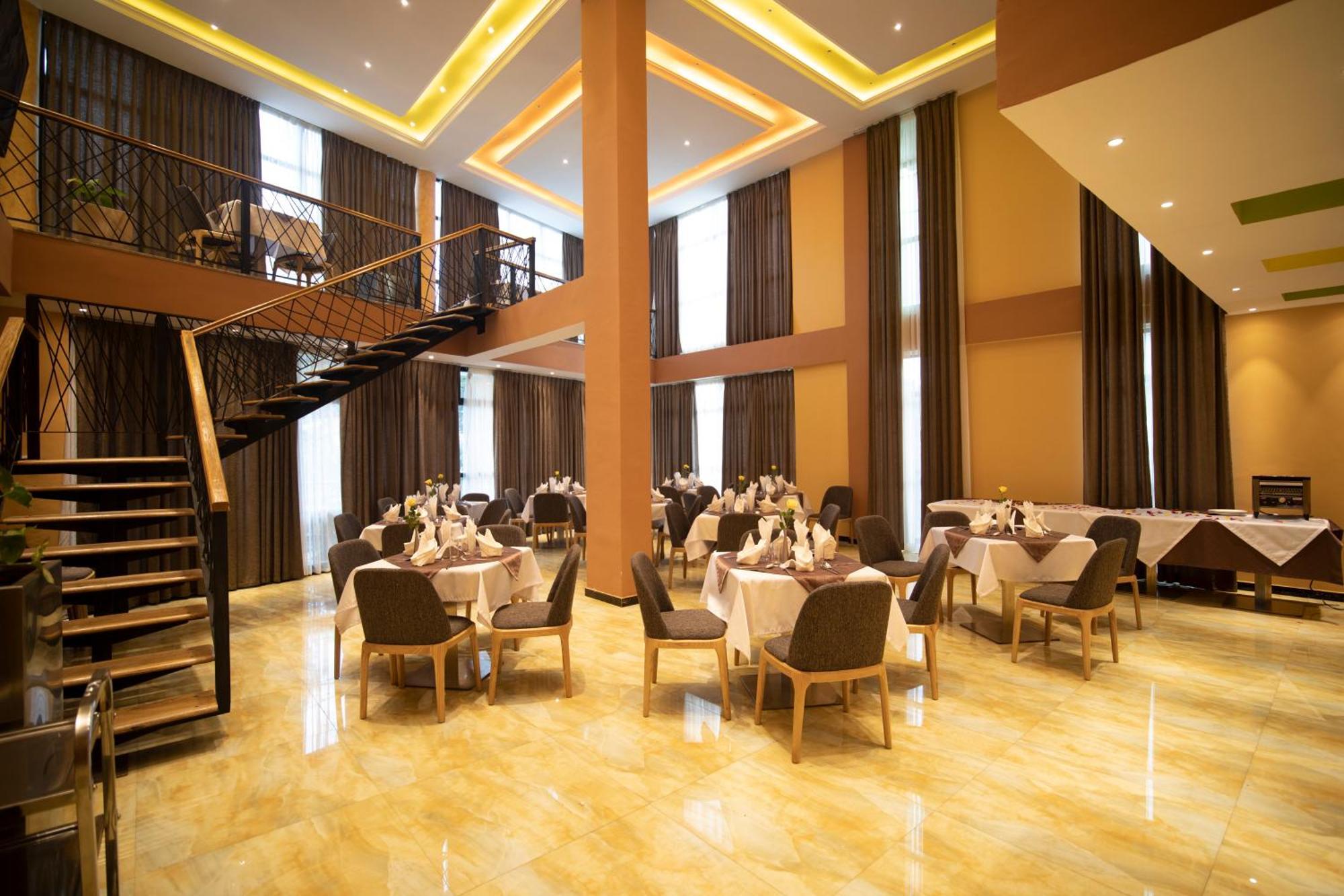 Vamos Addis Hotel Eksteriør billede