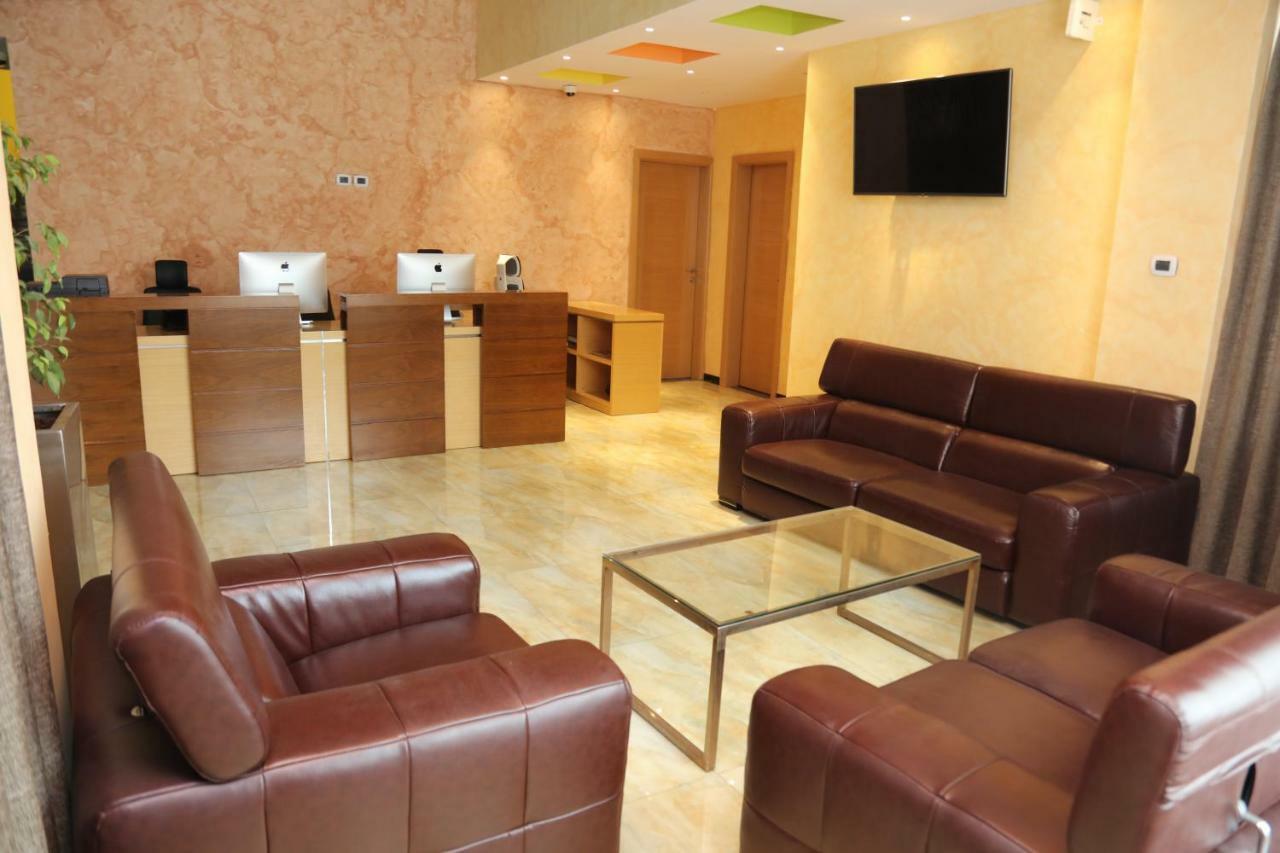 Vamos Addis Hotel Eksteriør billede