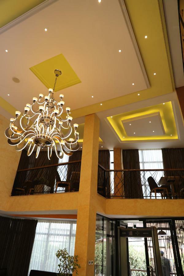 Vamos Addis Hotel Eksteriør billede
