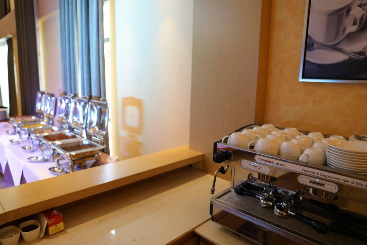 Vamos Addis Hotel Eksteriør billede